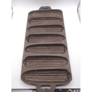 Vintage Cast Iron Corn Bread Pan Muffin Mold Ear of Corn on the Cob Shape